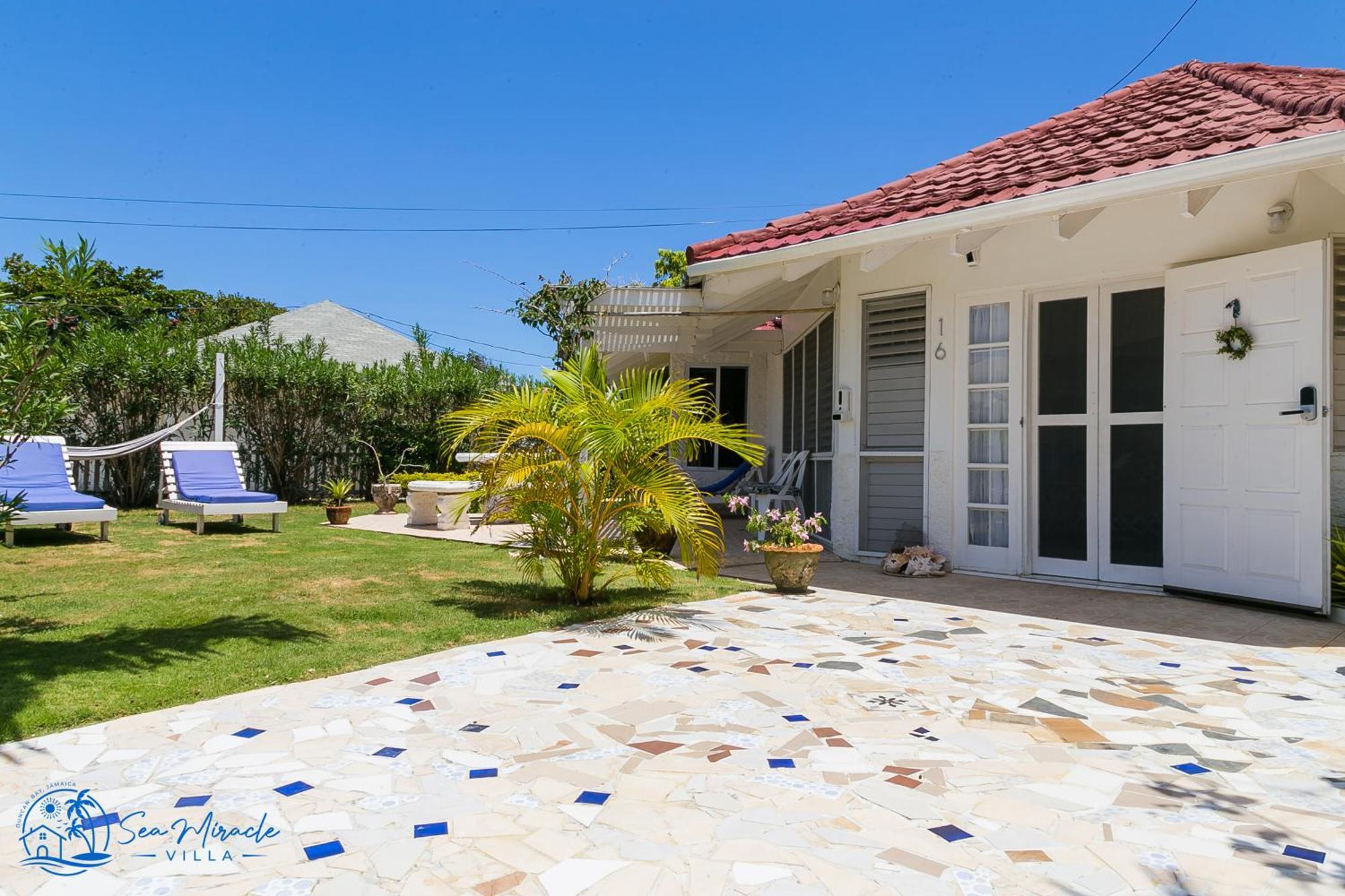 Sea Miracle Villa/Beach Cottage Silver Sands Esterno foto